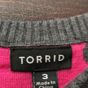 Torrid Pink and gray sweater size 3